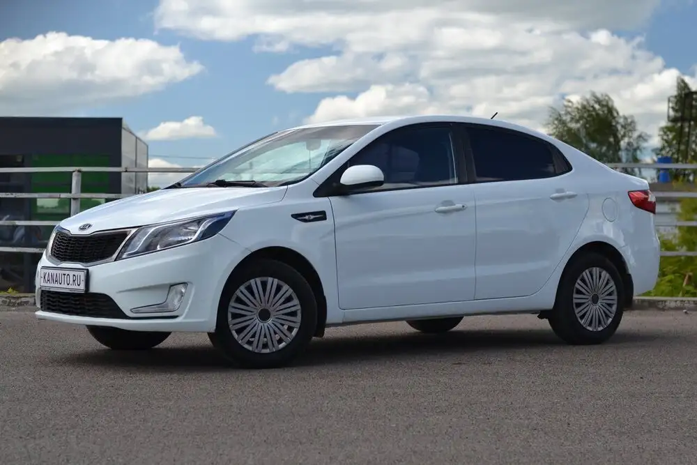 Kia Rio 2012 в кредит и за наличные - Легковые автомобили (Авто) в Канаш
