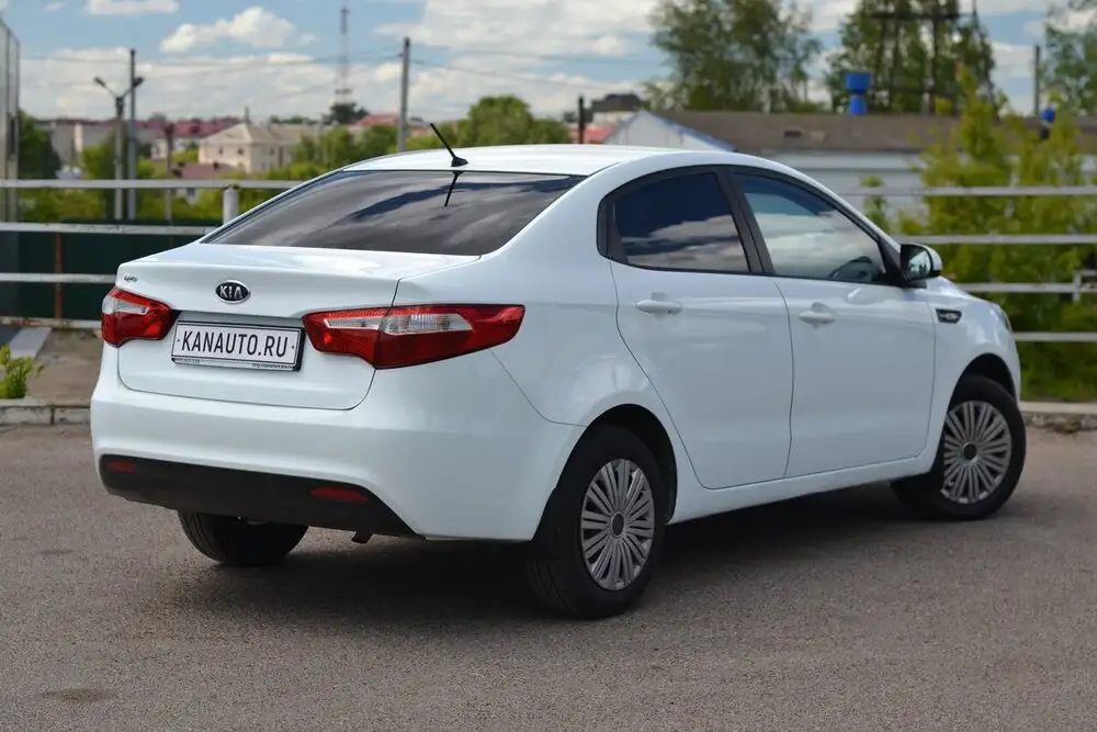 Kia Rio 2012 в кредит и за наличные - Легковые автомобили (Авто) в Канаш