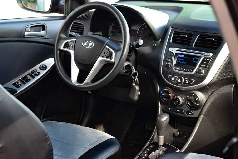Hyundai Solaris 2016 - Легковые автомобили (Авто) в Канаш