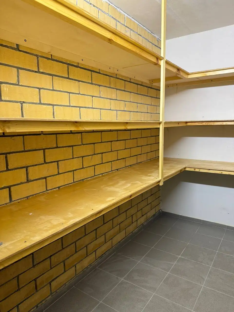 Аренда складов 4 и 5 м² в Чебоксарах - Складирование (Для дома и дачи) в Чебоксары