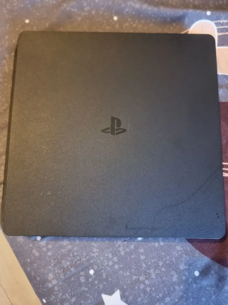 PS4 Slim 500 ГБ с двумя джойстиками - Игровые приставки (Электроника) в Чебоксары