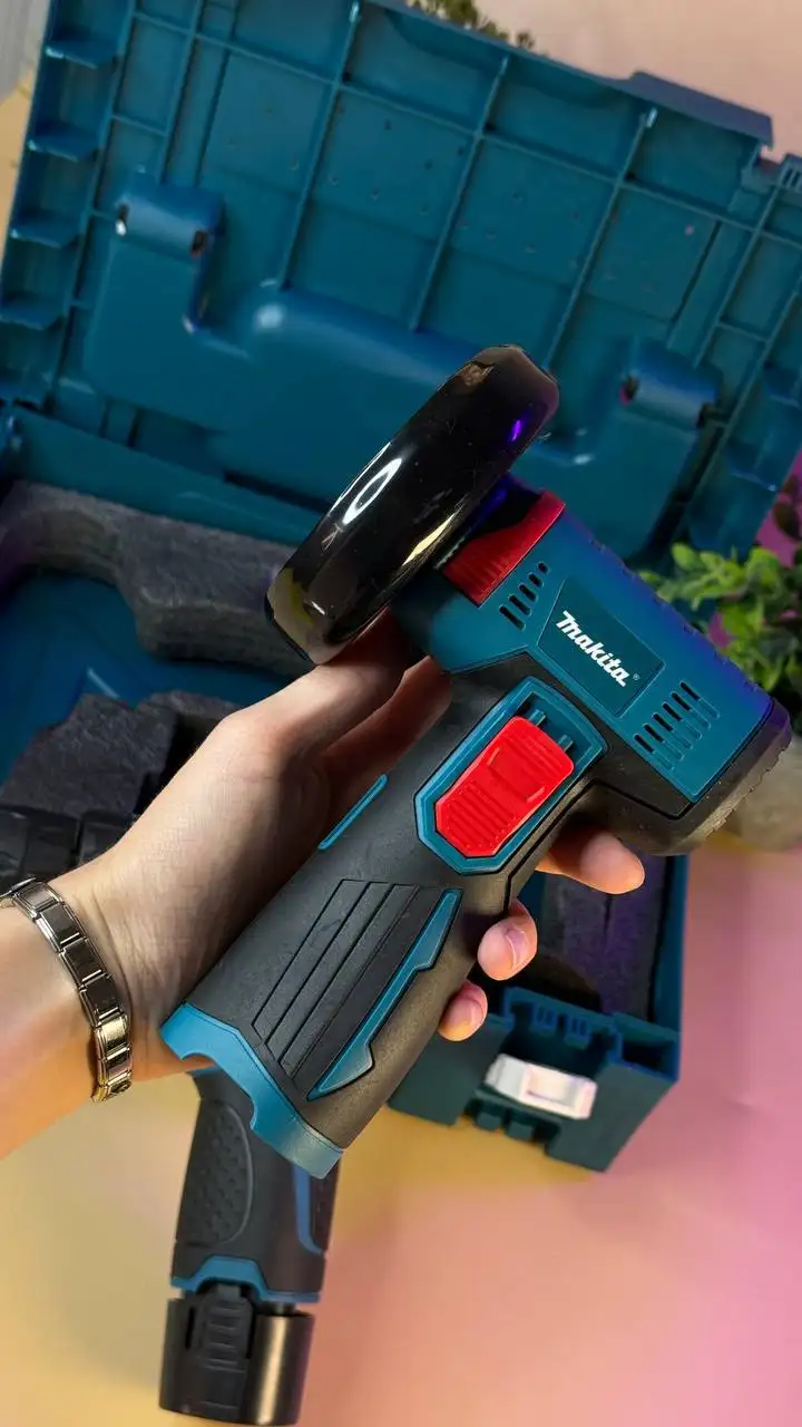 Продаю набор Makita шуруповерт + болгарка новые - Электроинструменты (Запчасти) в Чебоксары
