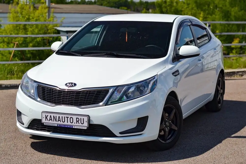 Kia Rio 2014 - Легковые автомобили (Авто) в Канаш