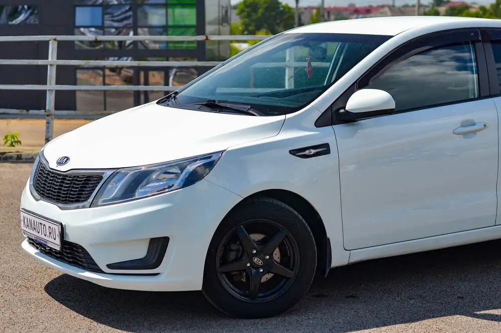 Kia Rio 2014 - Легковые автомобили (Авто) в Канаш