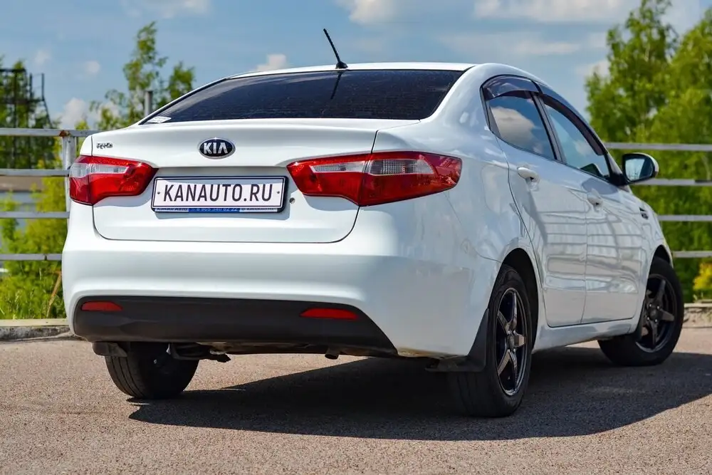 Kia Rio 2014 - Легковые автомобили (Авто) в Канаш