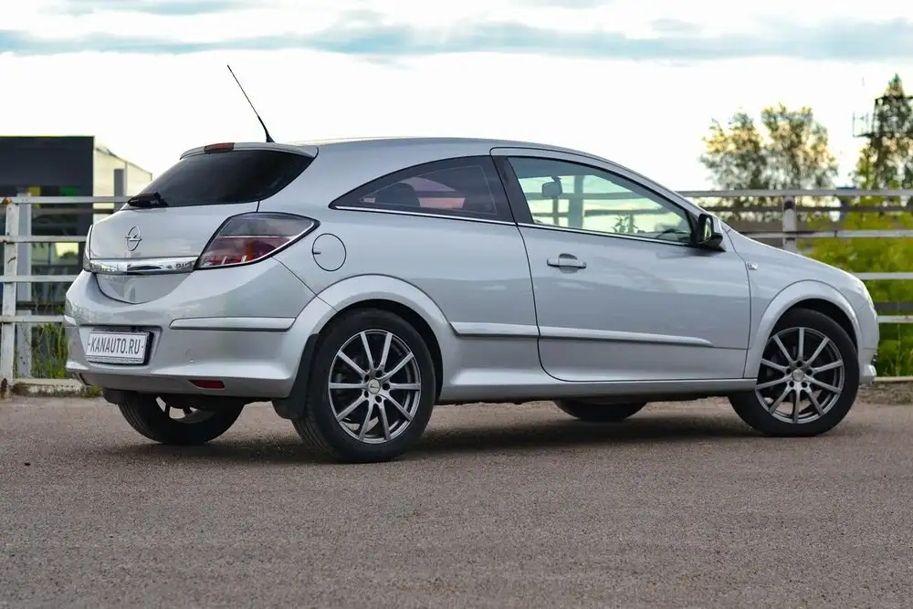 Opel Astra GTC - Авто в Чебоксары
