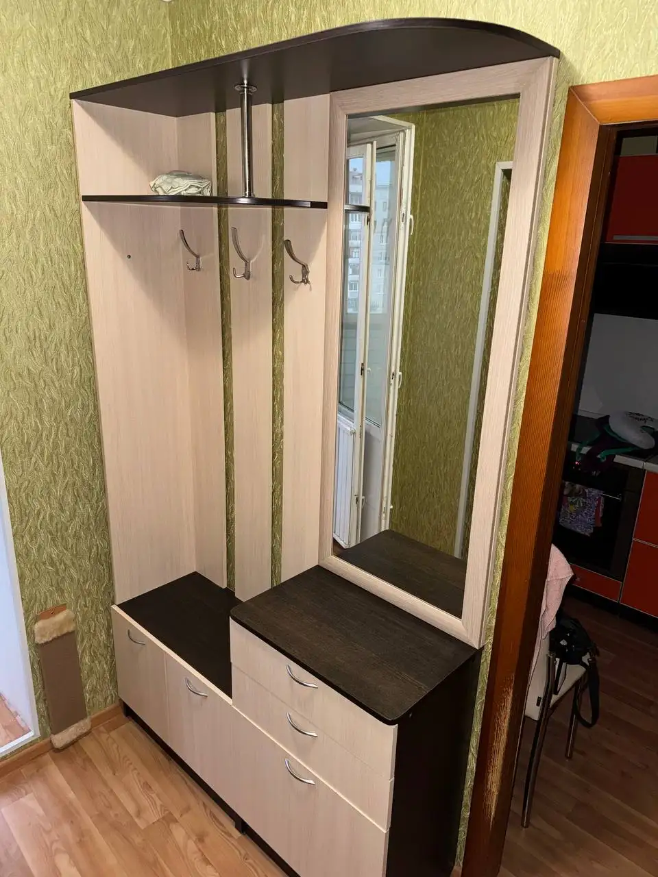 Продам мебель в прихожую и тумбу для телевизора - Мебель (Барахолка) в Чебоксары