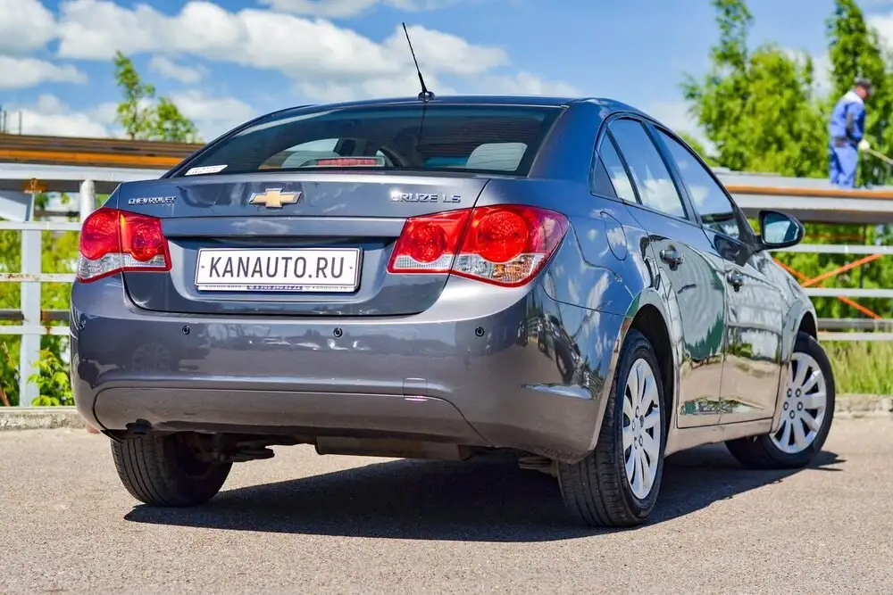 Chevrolet Cruze 2014 1.6 автомат - Легковые автомобили (Авто) в Канаш