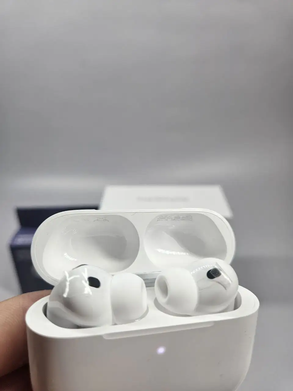 Продажа AirPods Pro 3, Pro 2 и AirPods 4 - Электроника (Барахолка) в Чебоксары