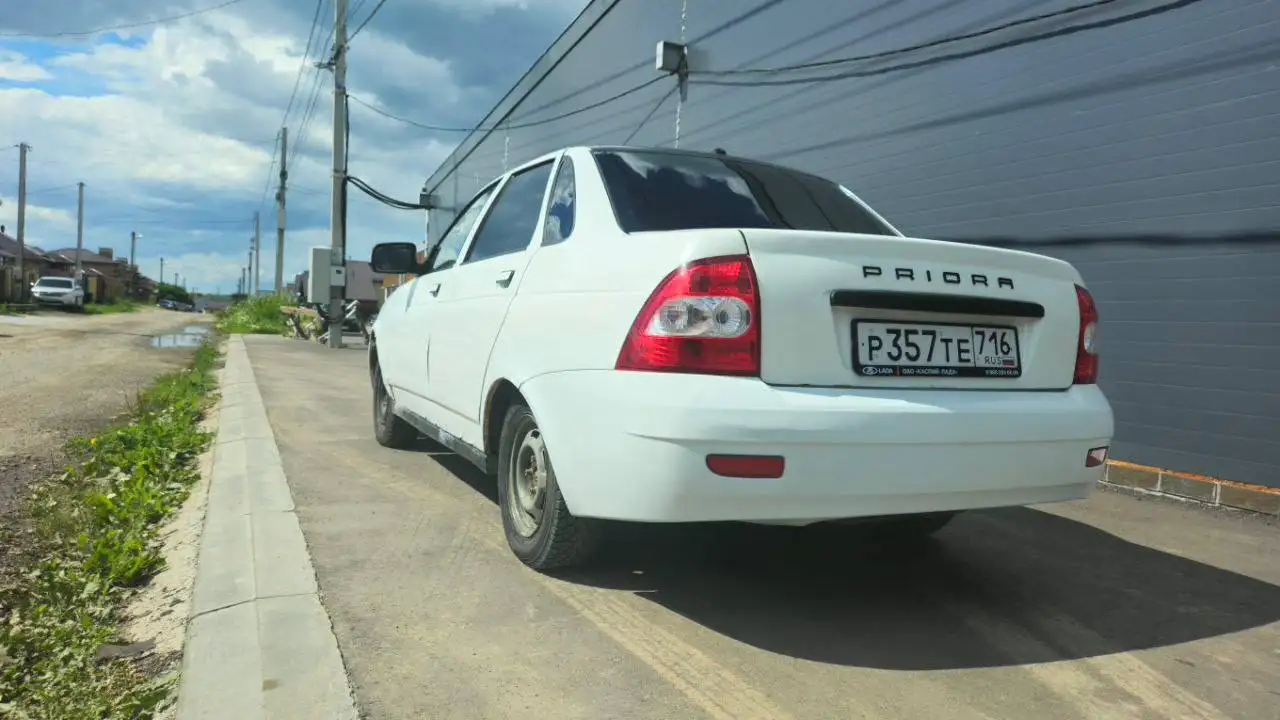 Lada Priora 2011 - Легковые автомобили (Авто) в Чебоксары
