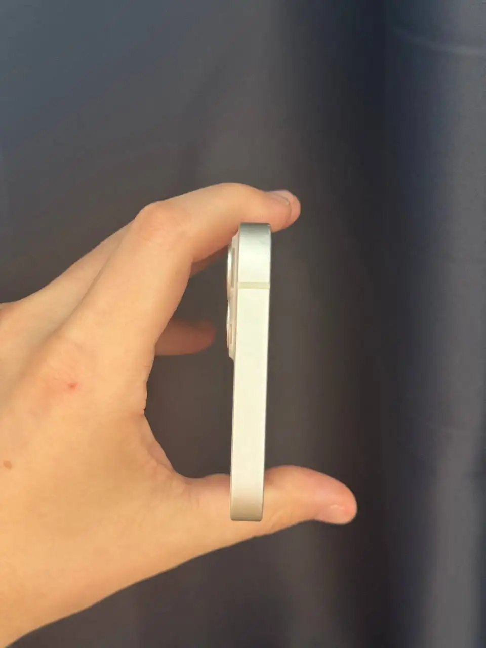 iPhone 13 128 ГБ Белый - Смартфоны (Электроника) в Чебоксары