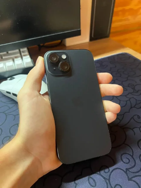 Продаю iPhone 15 128GB черный - Офисная мебель в Чебоксары