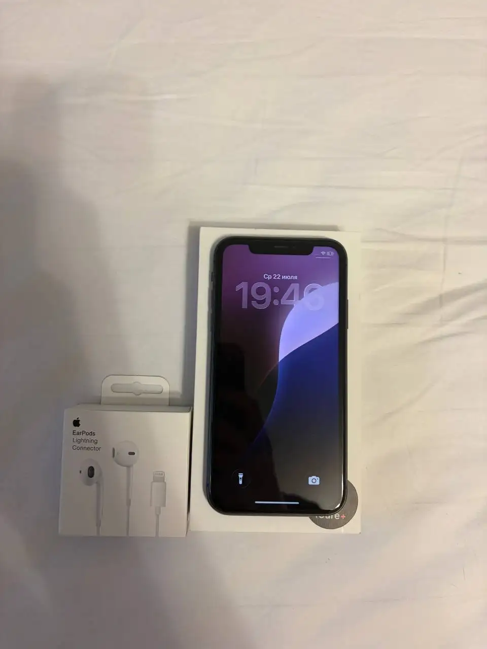 Продаю iPhone 11 128GB - Смартфоны и телефоны (Электроника) в Чебоксары