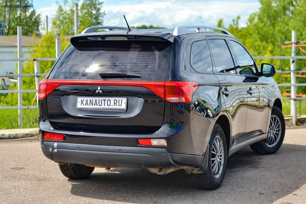 Mitsubishi Outlander 2012 - Легковые автомобили (Авто) в Канаш
