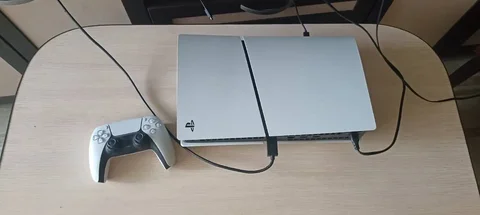 Продам PlayStation 5 Slim 1ТБ с дисководом - Мобильные телефоны и аксессуары в Чебоксары
