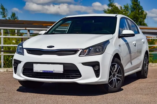 Kia Rio 2018, 1.4MT, в кредит и за наличные - Легковые авто в Канаш