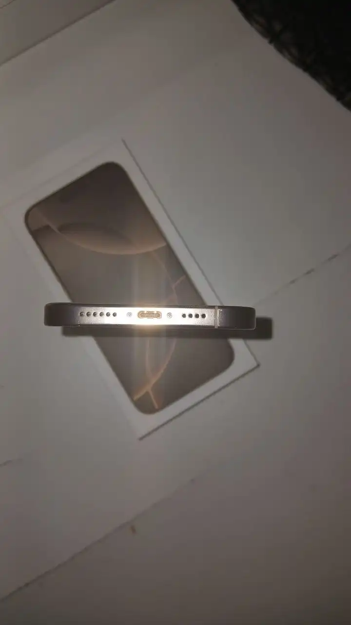 Копия iPhone 16 Pro Max на Android