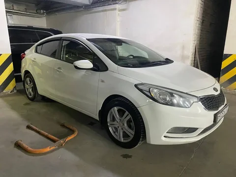Продажа автомобиля Киа Церато 2014 года - Авто в Уфа