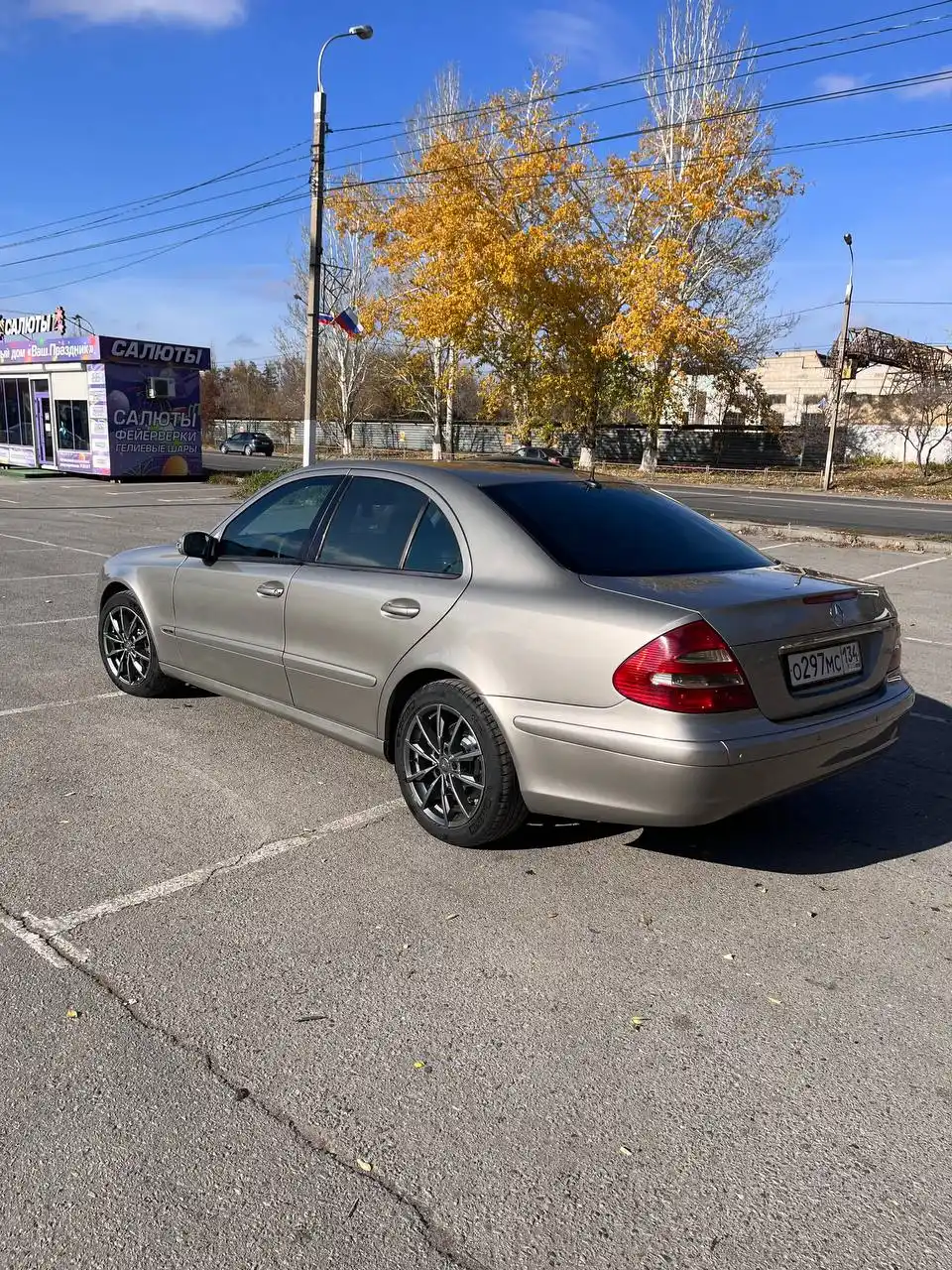 Mercedes Benz w211 2003 года