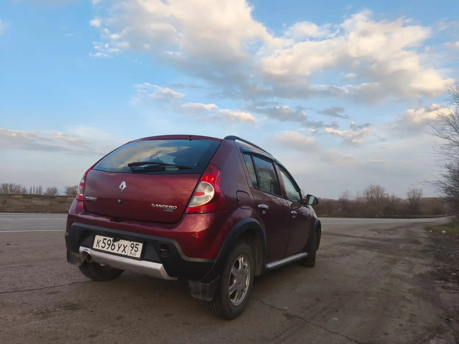 Продается Renault Sandero Stepway 1.6 АКПП