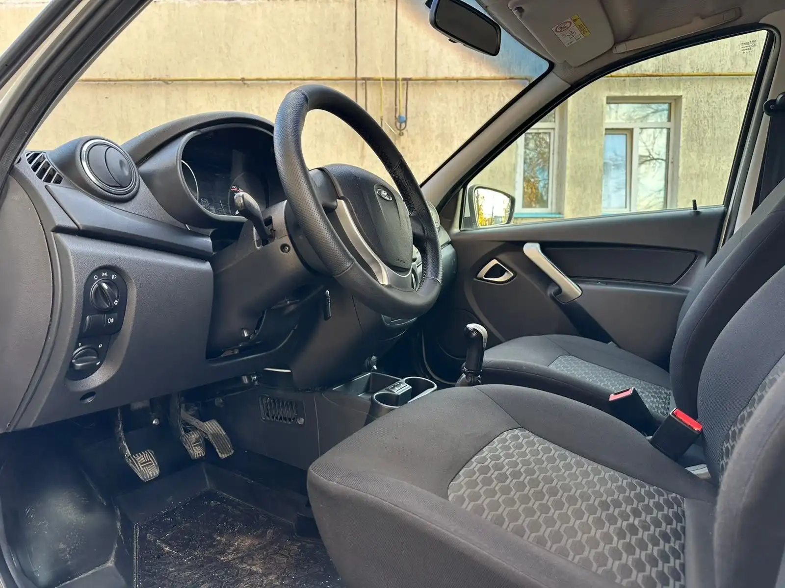 Продажа Lada Granta 2019 года в отличном состоянии