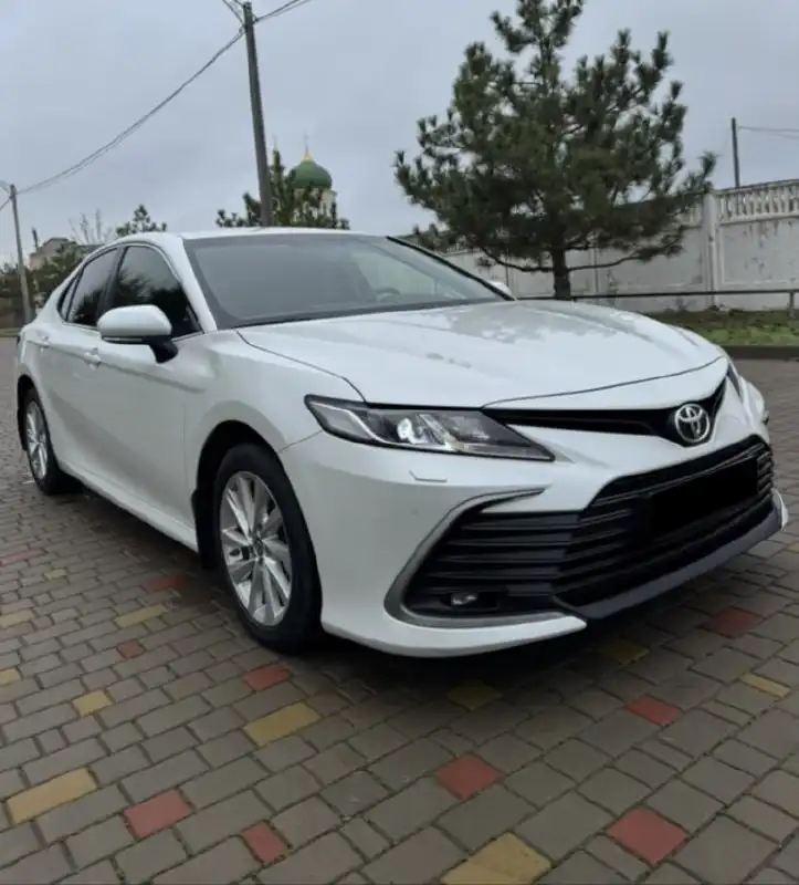 Toyota Camry 2021 бензин 2.5 передний привод