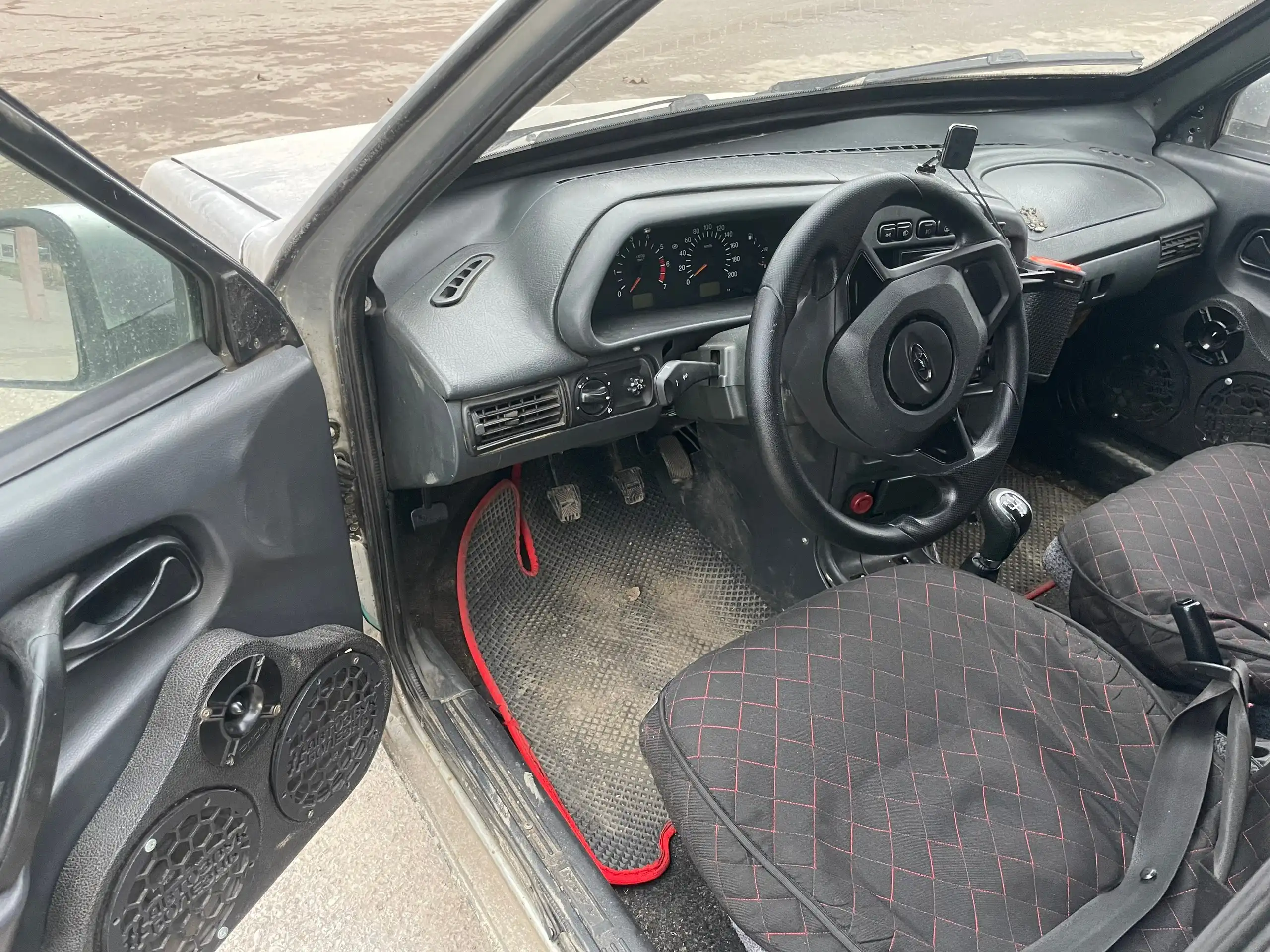 Продам ВАЗ 21099 2003 года инжектор