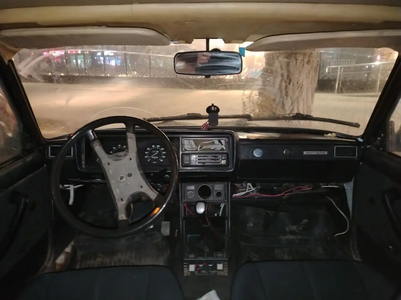 Жигуар 2104 карбюратор 5 ст. Едет, светится, моргает