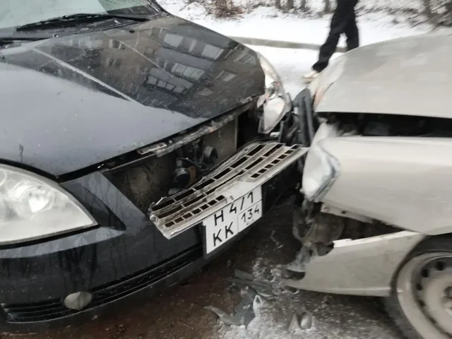 Продажа автомобиля Chery Fora 2007 года - частное объявление в Камышин