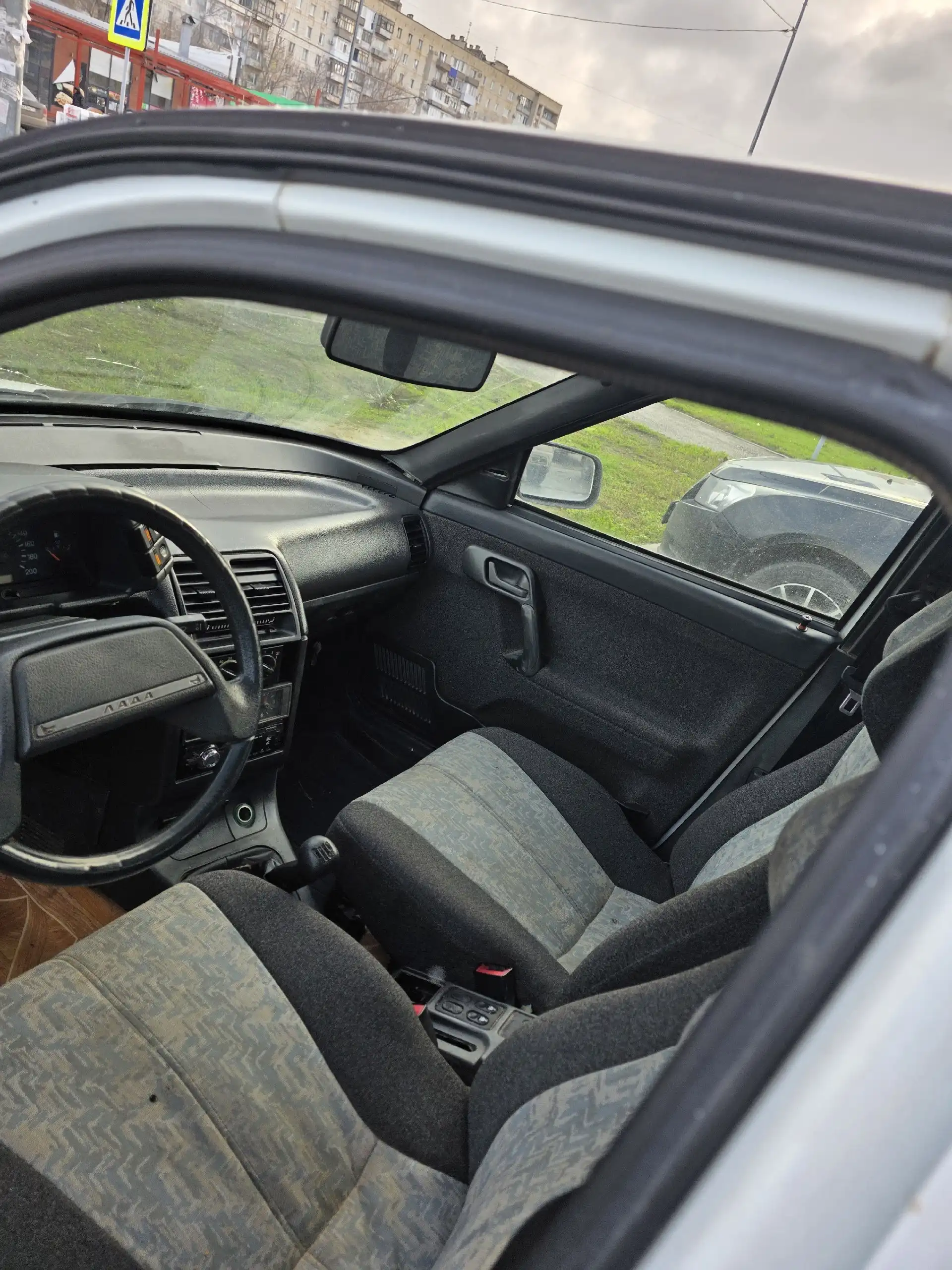 ВАЗ 2110 2002 года с 16-клапанным мотором