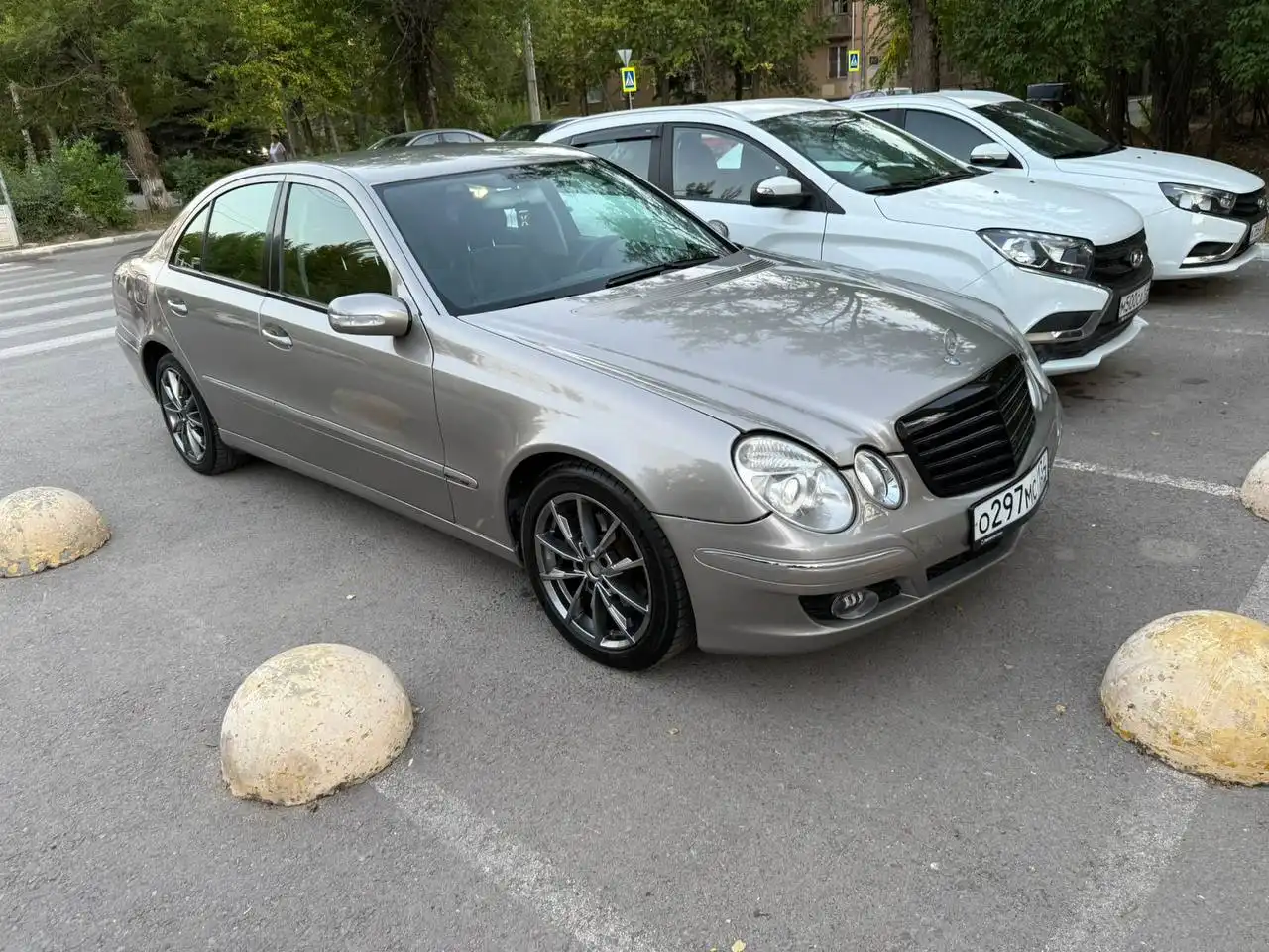 Mercedes E-class 2003 г.в. с пробегом 300000 км