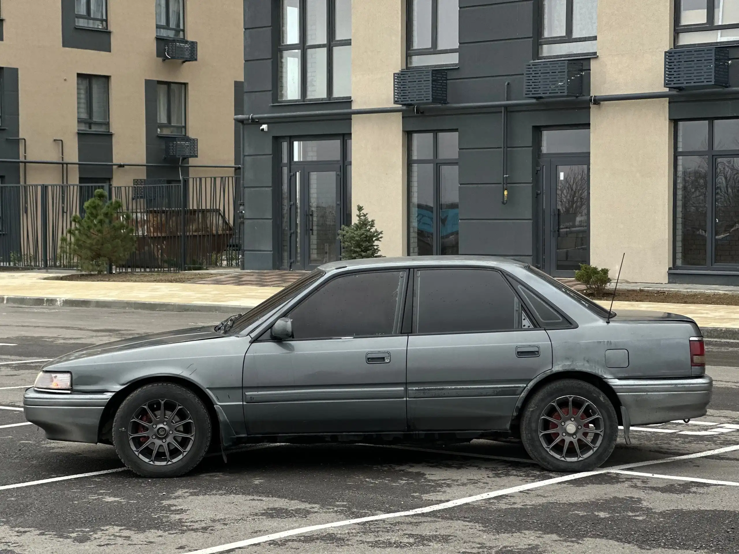 Mazda 626 1989 года в отличном состоянии
