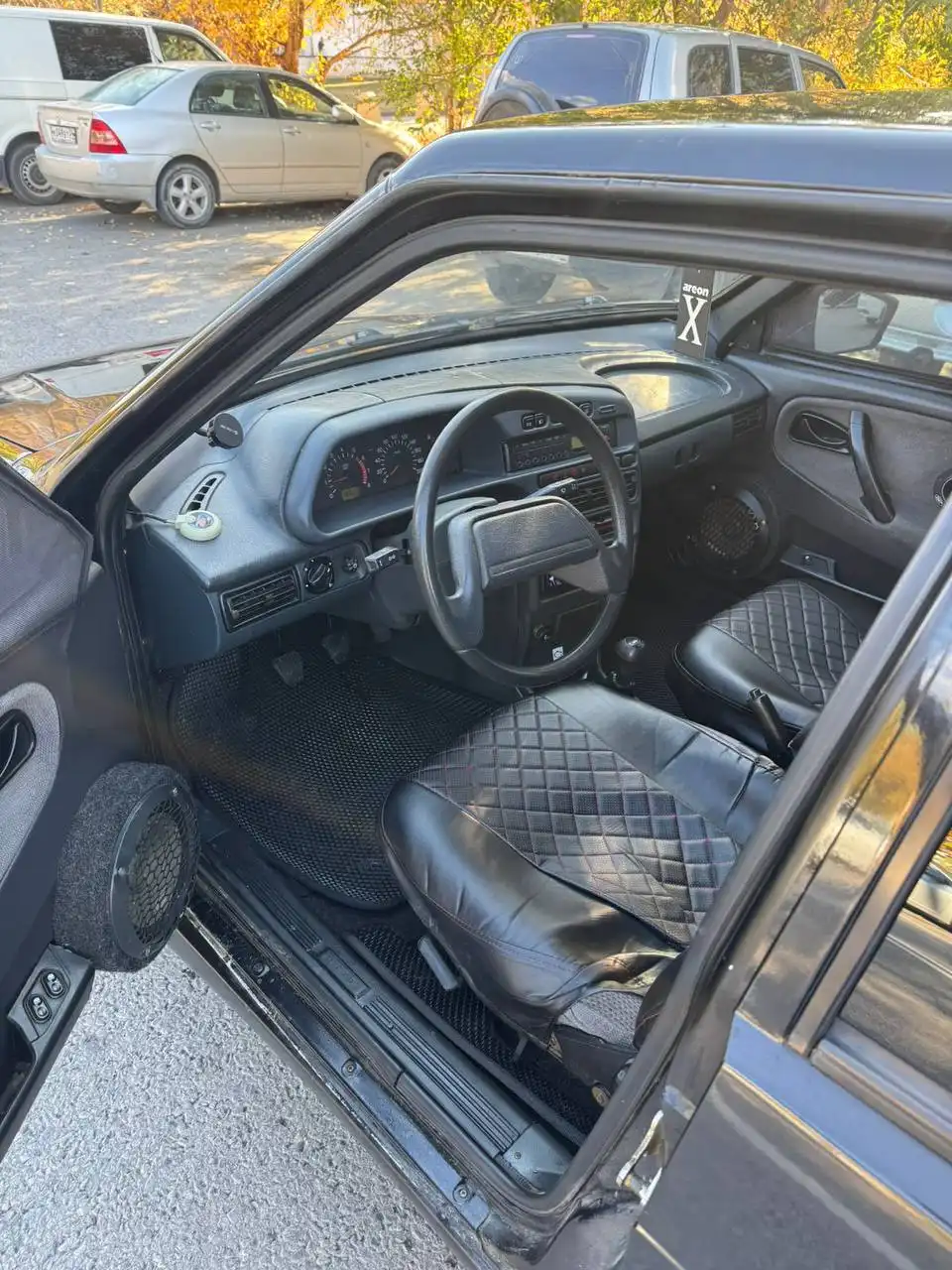 ВАЗ-2114 2010 года с пробегом 180000 км