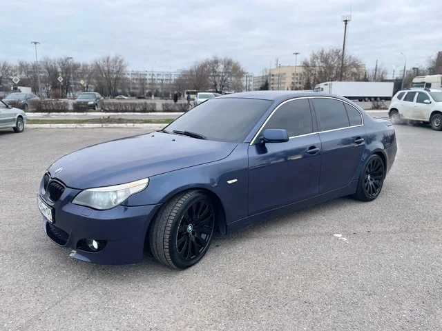 BMW E60 2.0L автомат в отличном состоянии - Авто в Волгоград