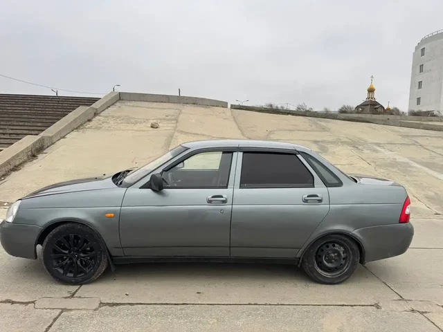 Продажа автомобиля Лада Приора 2008 года - Авто в Волгоград