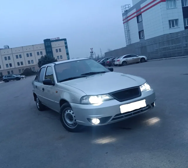 Daewoo Nexia 1.6 Люкс 2010 года - Авто в Волгоград