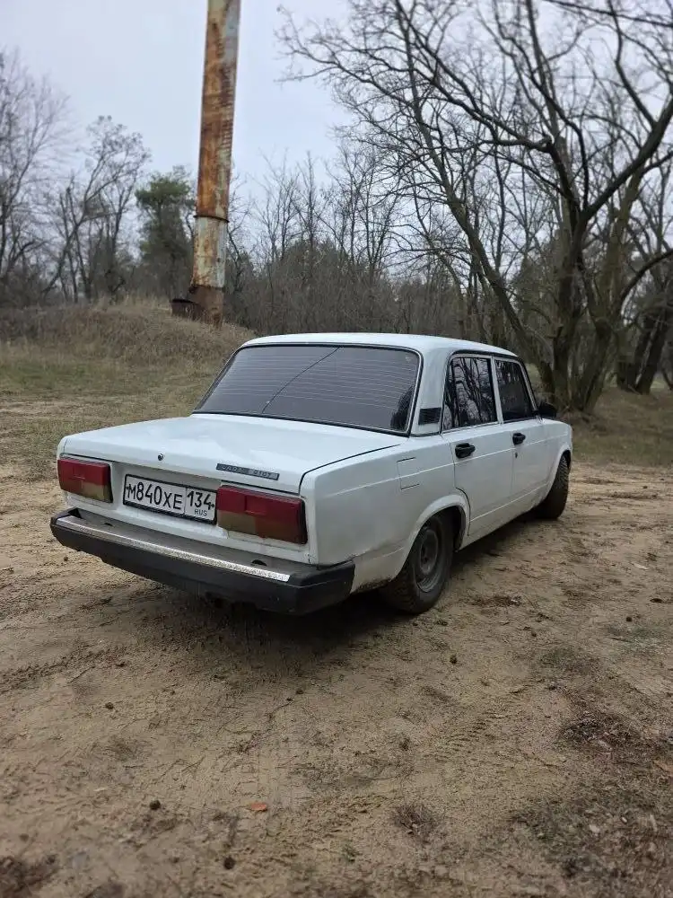 ВАЗ 2107 2007 года с пробегом 100000 км