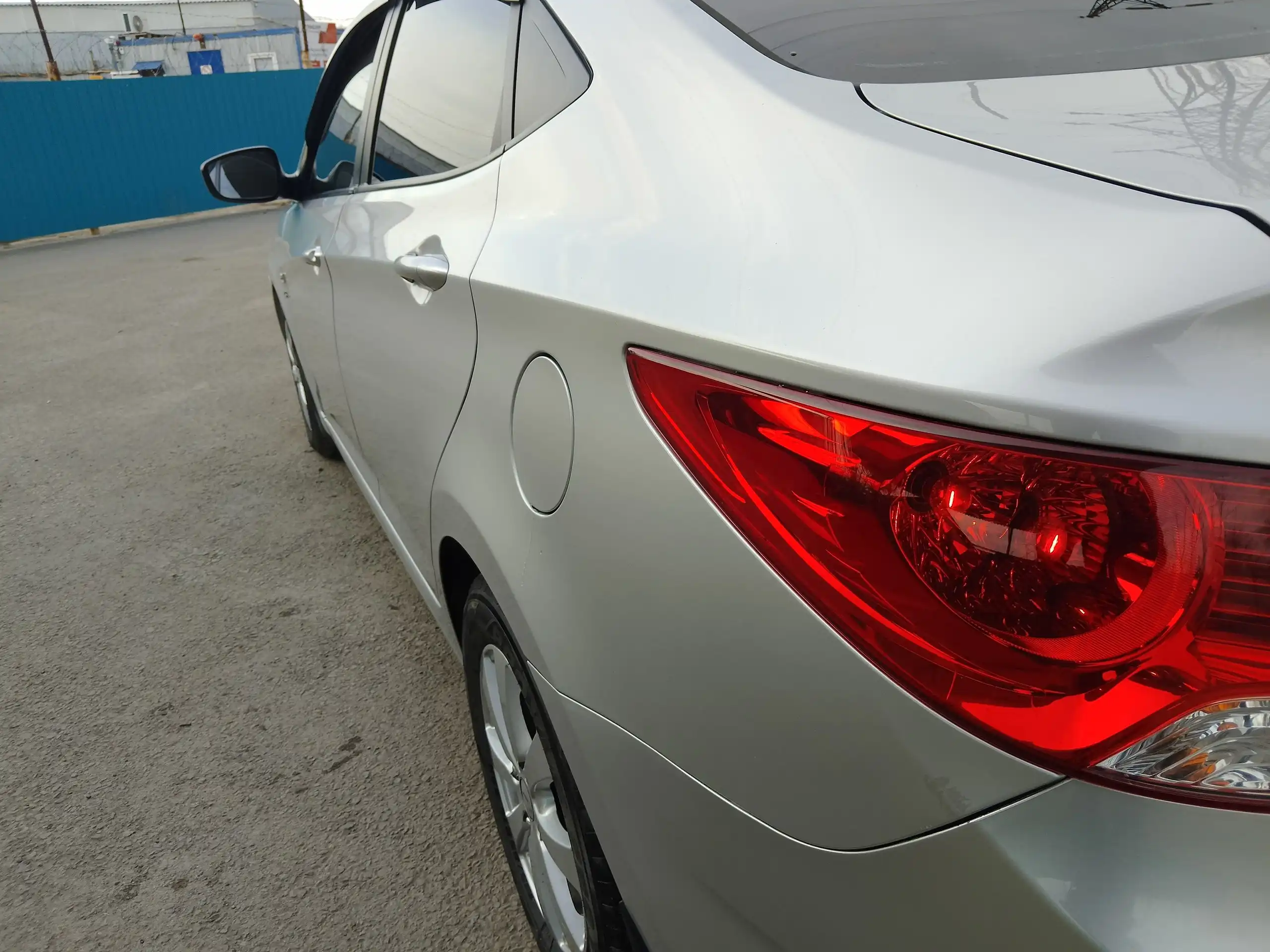 Hyundai Solaris 2013, 1.6, АКПП с автозапуском и шумоизоляцией