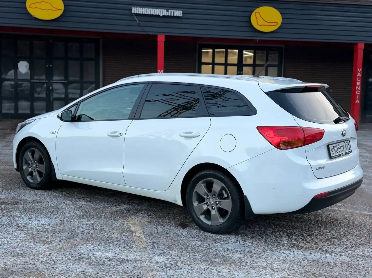 Продажа Kia Ceed 2015 года с пробегом 277000 км