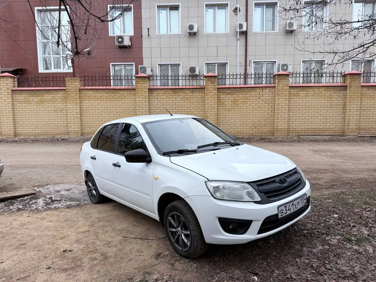 Продам Лада Гранта 2017 года