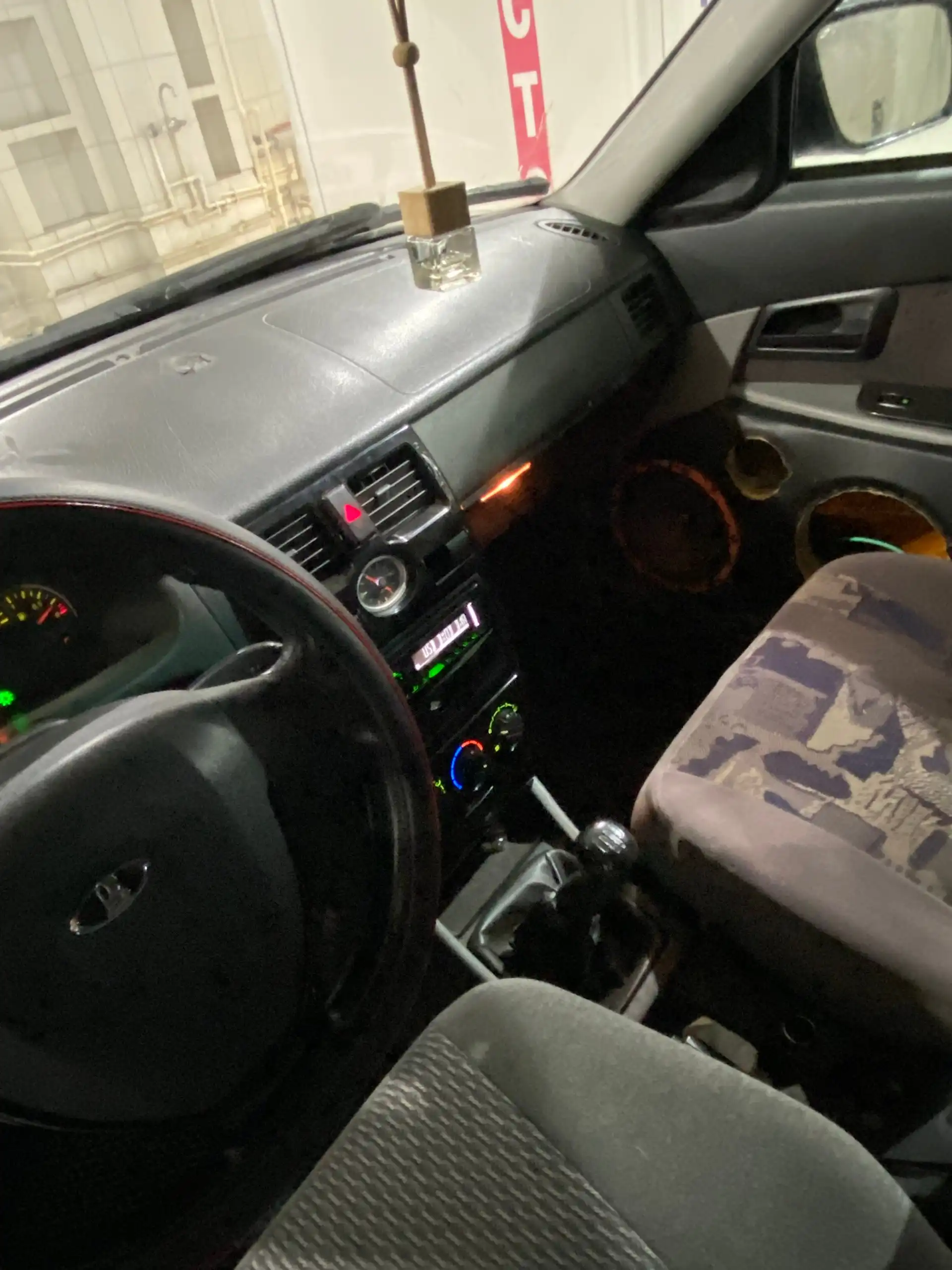 LADA Priora 2008 г., 16 клапанов