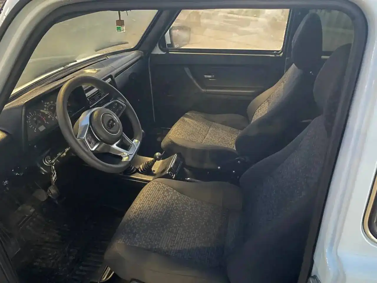 Продается Нива 2009 года с пробегом 120000 км