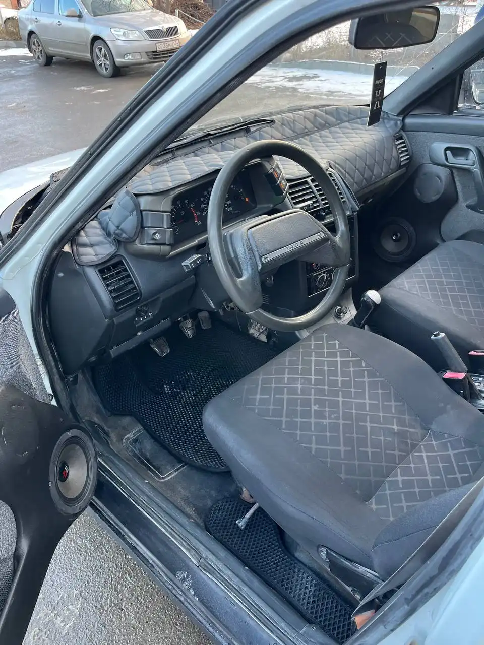 ВАЗ 2112 2002 года в идеальном состоянии