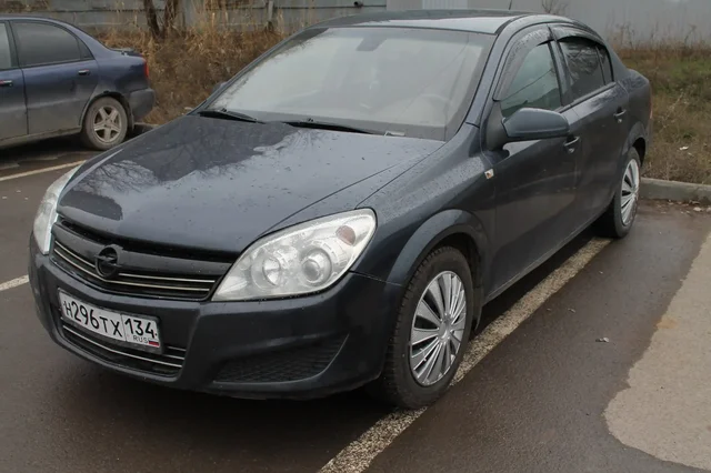 Продажа Opel Astra H 2010 года - частное объявление в Волжский
