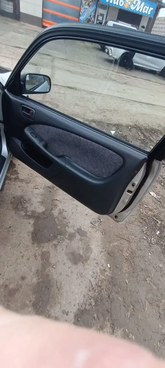 Toyota 1999 года, пробег 287000 км, механическая КПП