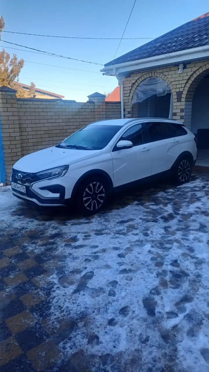 Продажа Lada Vesta Cross 2024 года с пробегом 29000 км