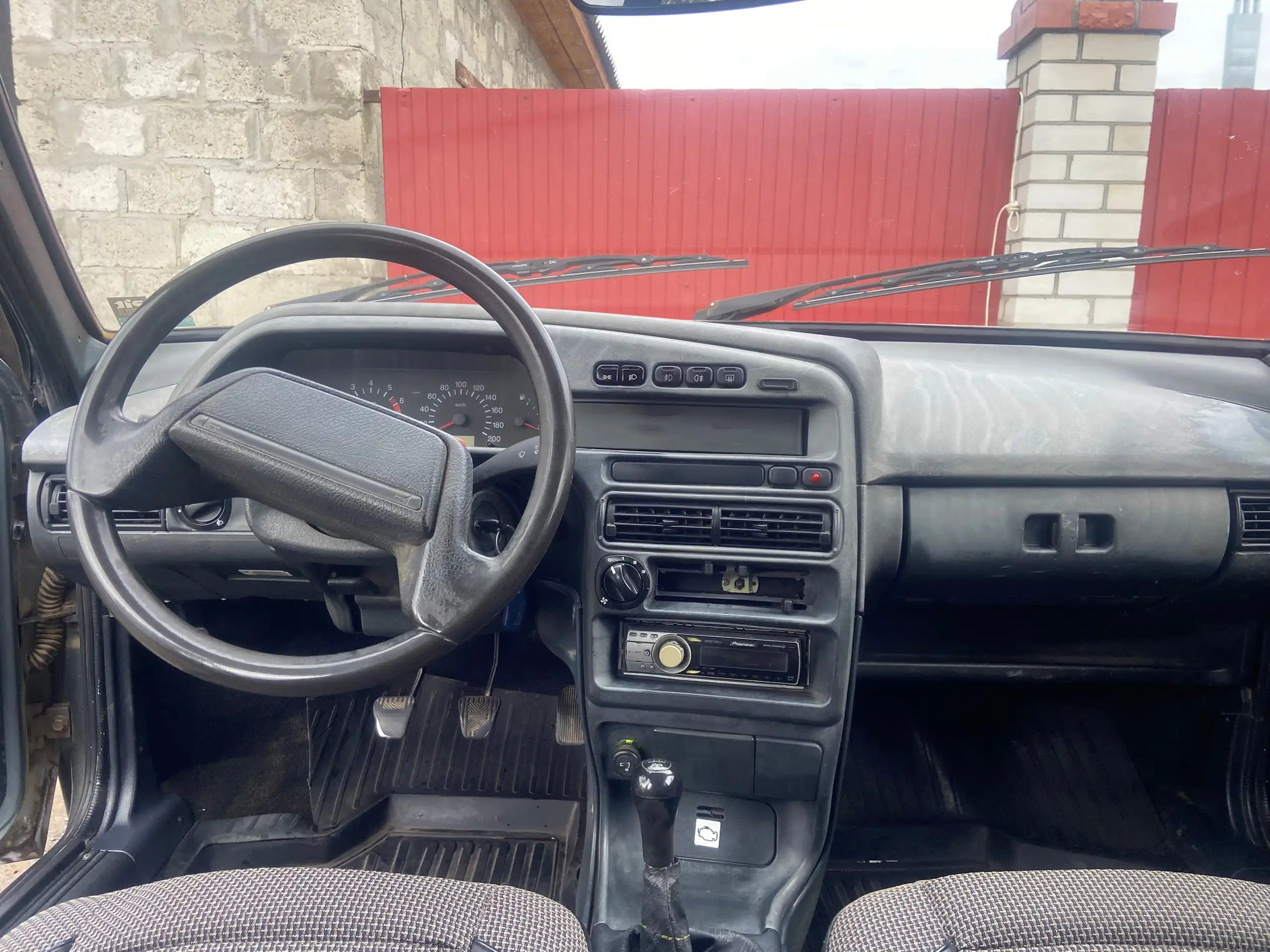 ВАЗ-2114 2009 года в отличном состоянии