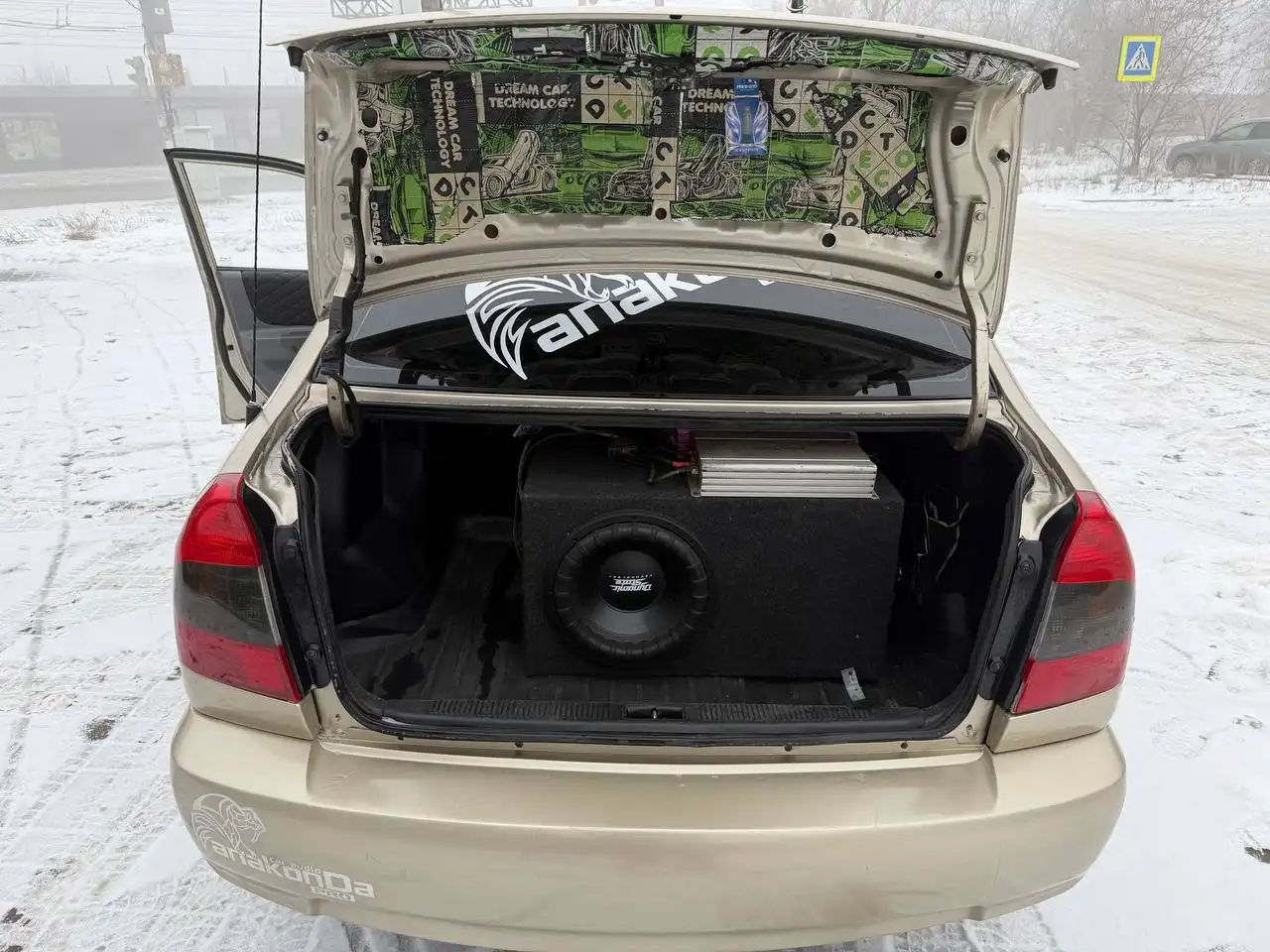 Продажа Hyundai Accent 2004 года с пробегом 300000 км