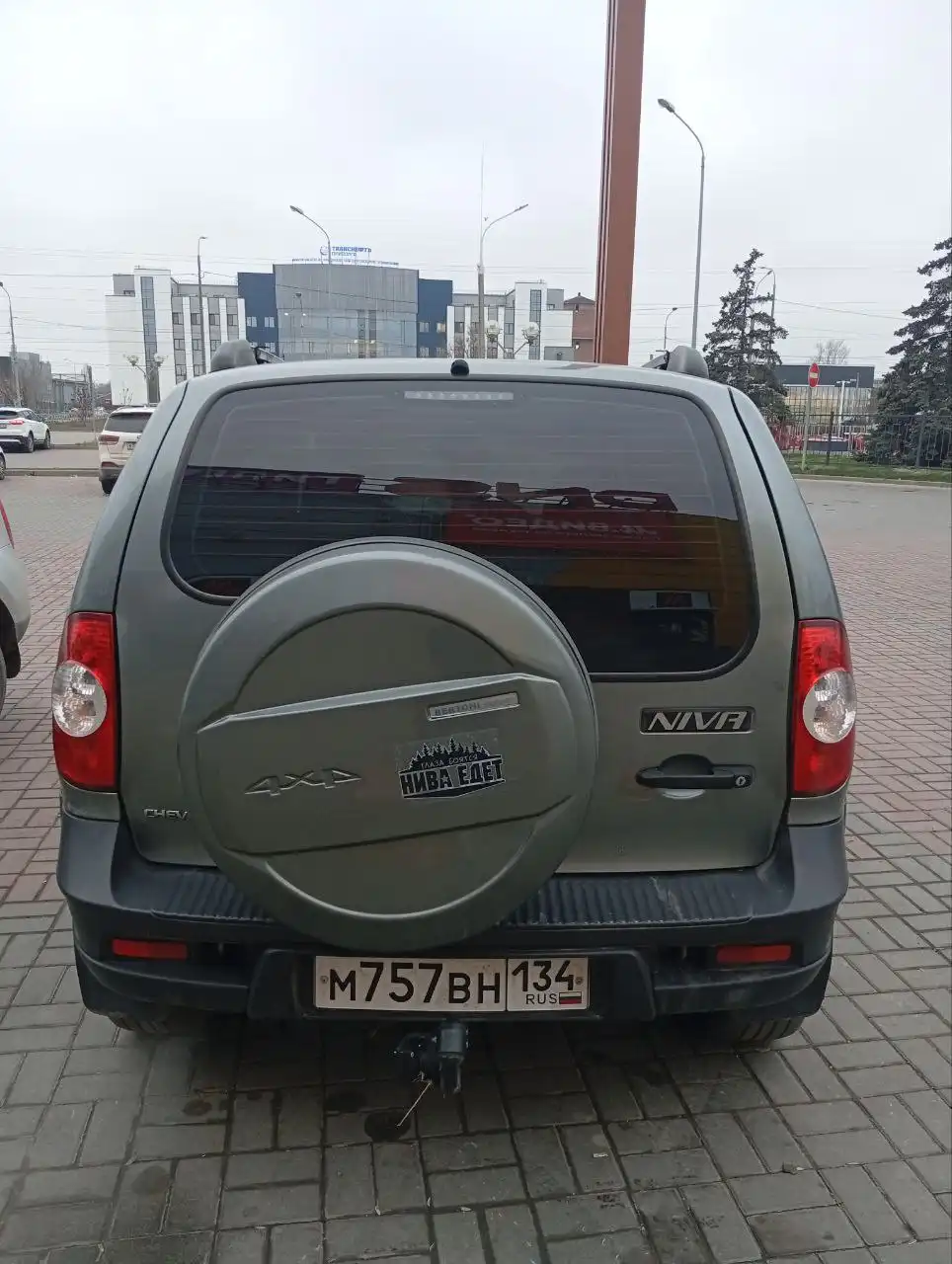 Продажа Chevrolet Niva 2013 года, 145000 км, механическая КПП - Внедорожники (Авто) в Волгоград