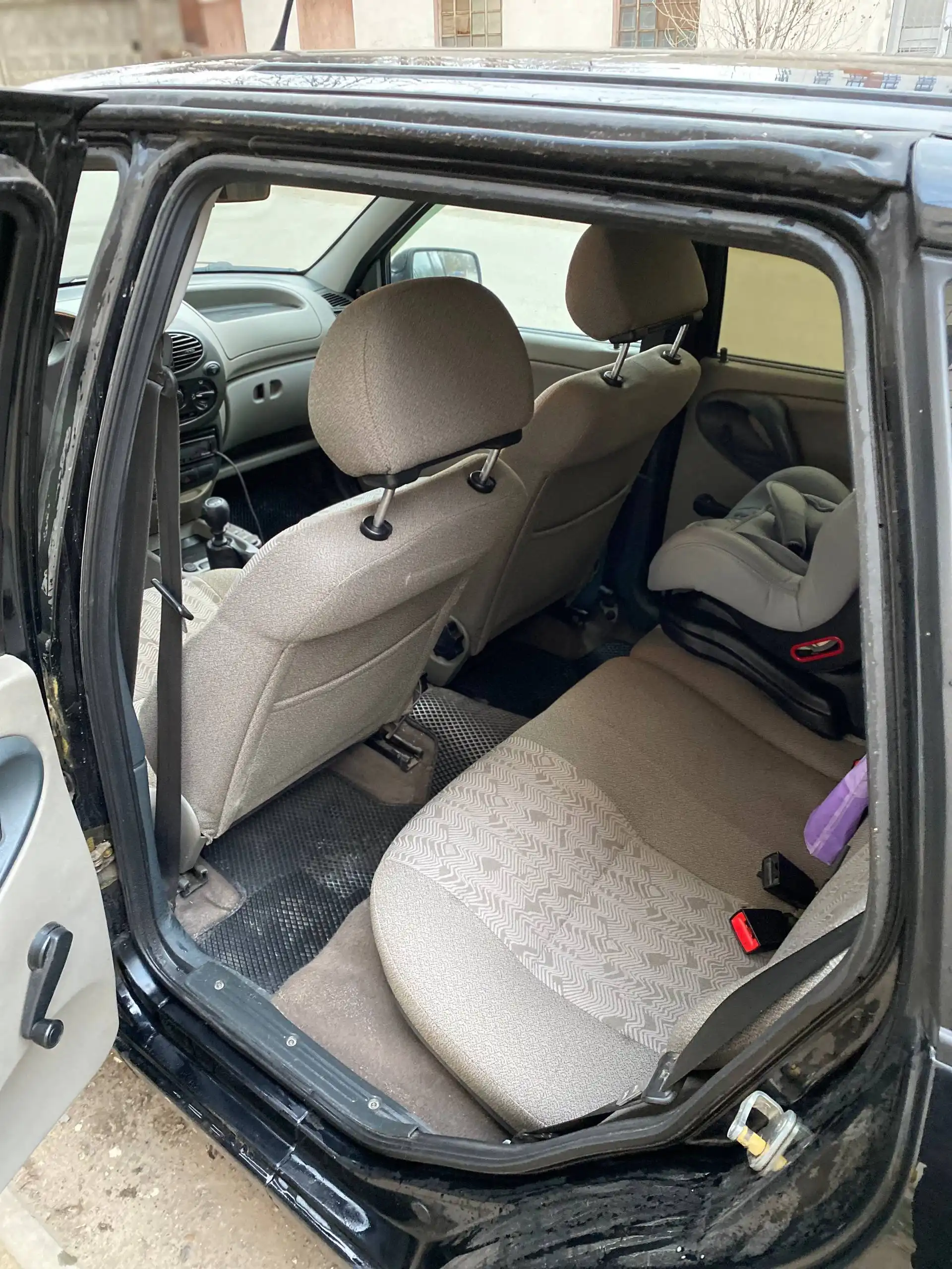 Lada Kalina 2011 года, 1.4 16 клапанов, механическая КПП - Авто в Волгоград